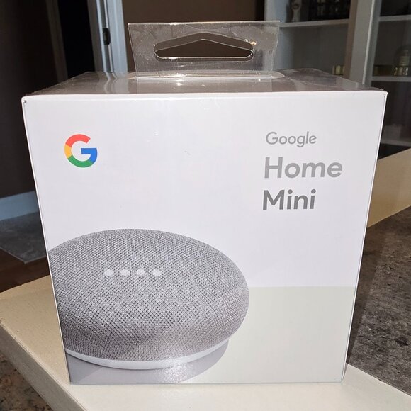 GOOGLE Home Mini - Picture 1 of 4